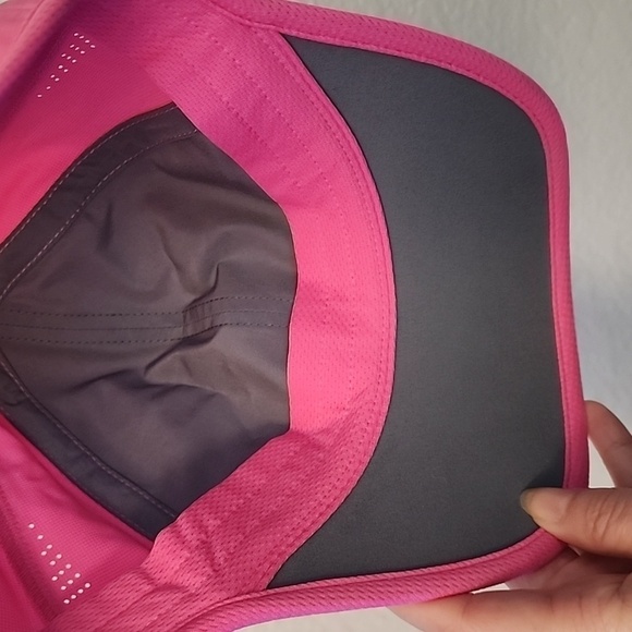 Adidas Aeroready Superlite Pink Running Hat - Picture 8 of 8